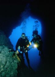grotta by Sergio Loppel 
